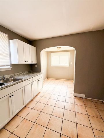 5267 Haverhill Street, Detroit, MI 48224