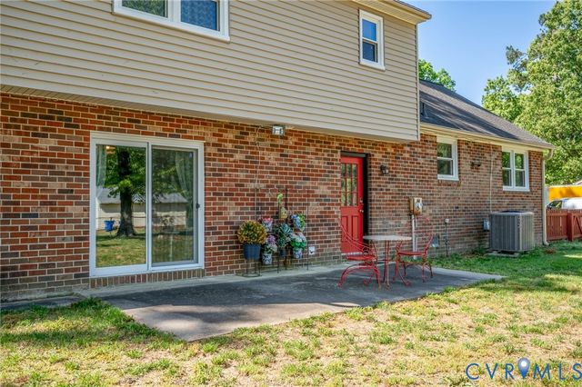 3610 Hemlock Rd, Chesterfield, VA 23831