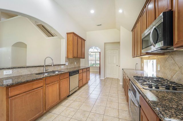 5807 Horseshoe Falls, Missouri City, TX 77459