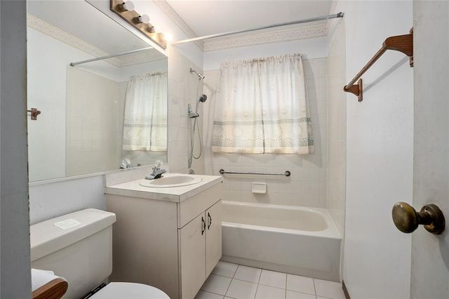14 VOLUSIA DRIVE, Debary, FL 32713