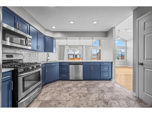 6310 S Harrison Way, Centennial, CO 80121