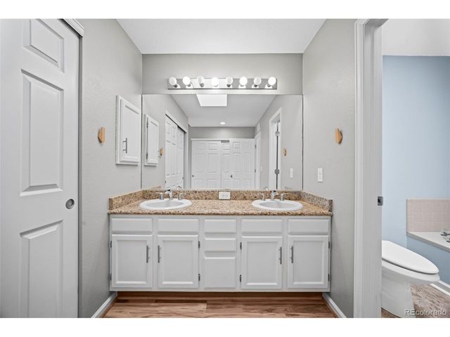 6310 S Harrison Way, Centennial, CO 80121