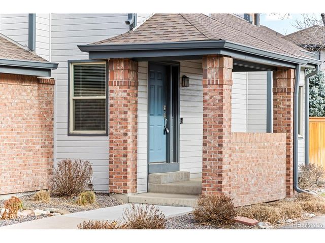 6310 S Harrison Way, Centennial, CO 80121