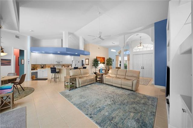 9780 Treasure Cay LN, Bonita Springs, FL 34135