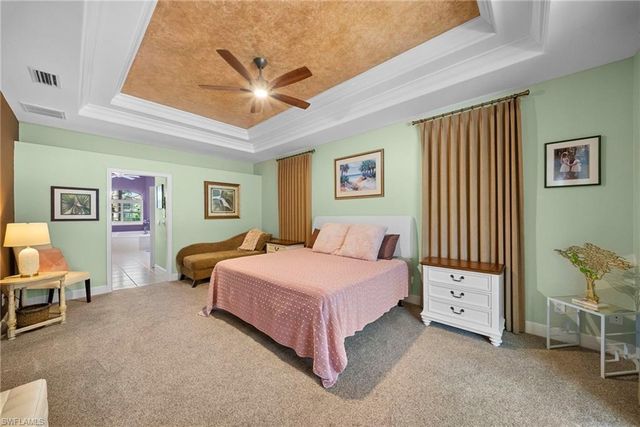 9780 Treasure Cay LN, Bonita Springs, FL 34135