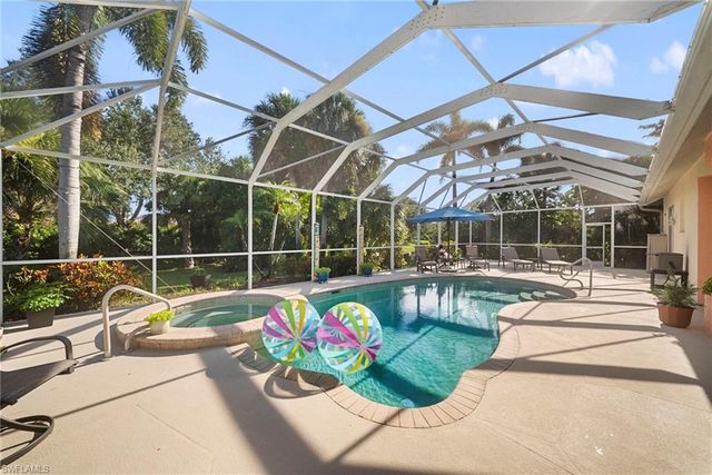 9780 Treasure Cay LN, Bonita Springs, FL 34135