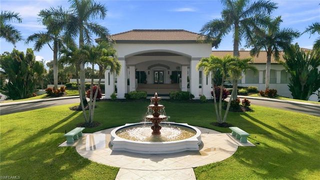 9780 Treasure Cay LN, Bonita Springs, FL 34135