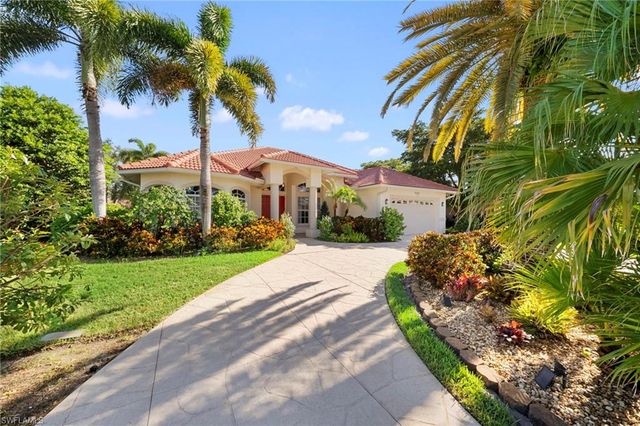 9780 Treasure Cay LN, Bonita Springs, FL 34135