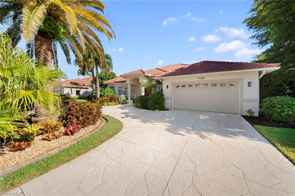 9780 Treasure Cay LN, Bonita Springs, FL 34135