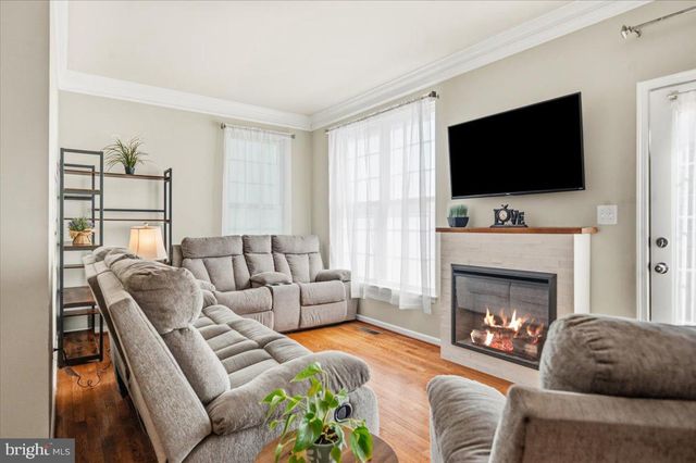 210 ELDER TER, Purcellville, VA 20132