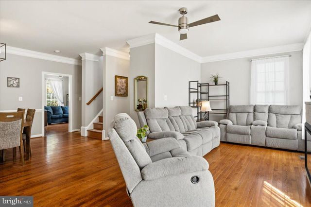 210 ELDER TER, Purcellville, VA 20132