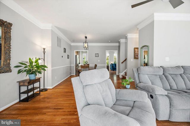 210 ELDER TER, Purcellville, VA 20132
