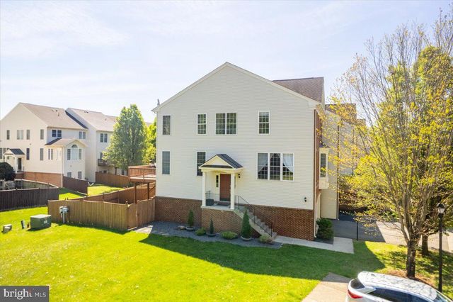 210 ELDER TER, Purcellville, VA 20132