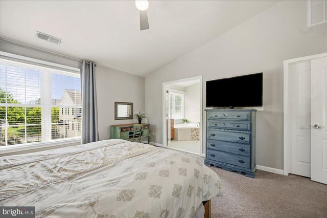 210 ELDER TER, Purcellville, VA 20132