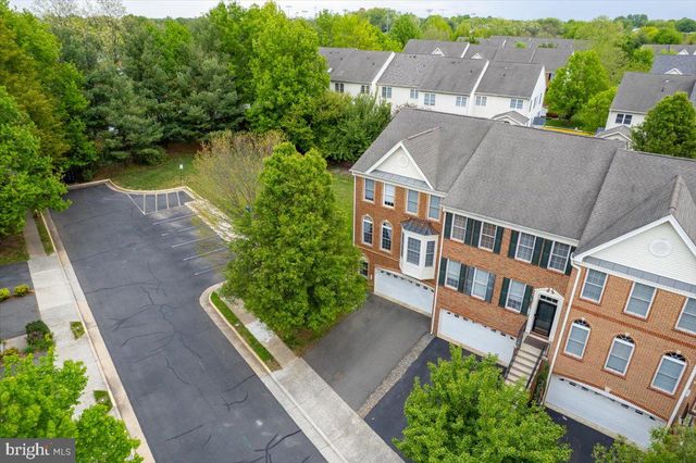210 ELDER TER, Purcellville, VA 20132