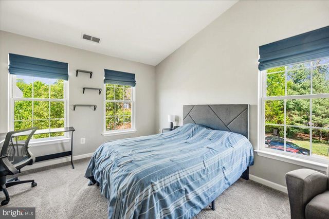 210 ELDER TER, Purcellville, VA 20132