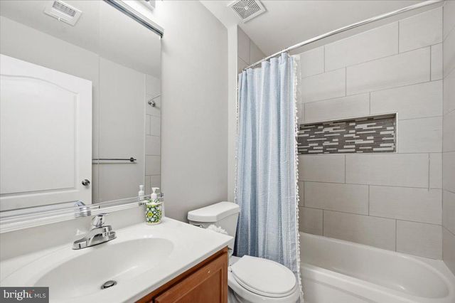 210 ELDER TER, Purcellville, VA 20132