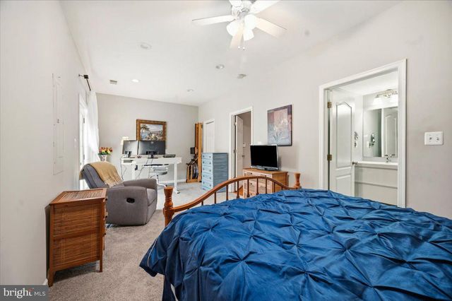 210 ELDER TER, Purcellville, VA 20132