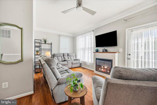 210 ELDER TER, Purcellville, VA 20132