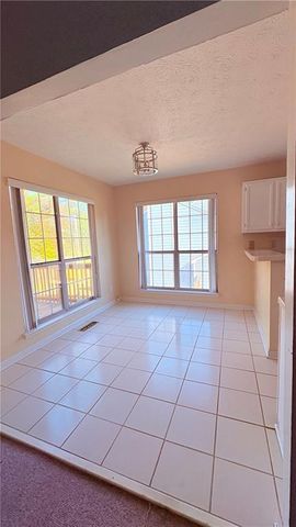 221 Heathrow Drive, Riverdale, GA 30274