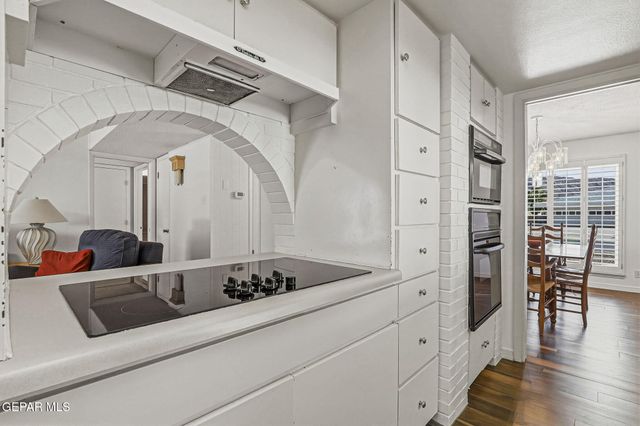 301 NORTHWIND Drive, El Paso, TX 79912