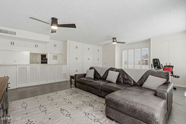 301 NORTHWIND Drive, El Paso, TX 79912