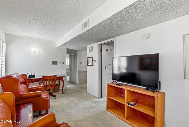 301 NORTHWIND Drive, El Paso, TX 79912