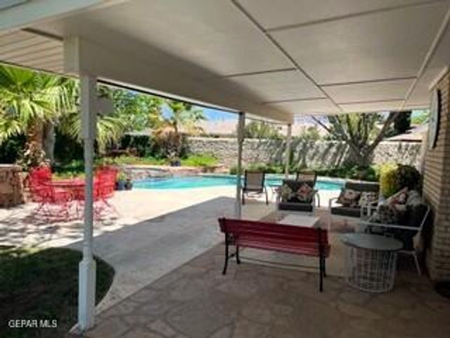 301 NORTHWIND Drive, El Paso, TX 79912