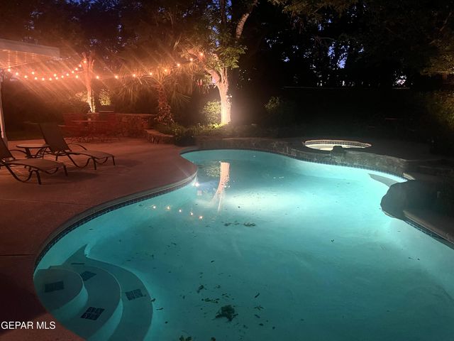 301 NORTHWIND Drive, El Paso, TX 79912