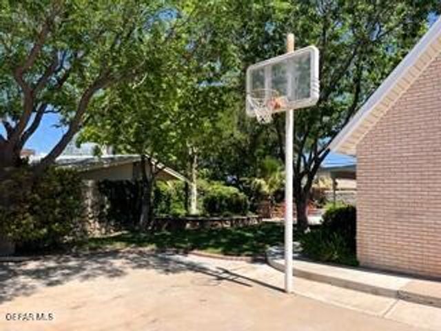 301 NORTHWIND Drive, El Paso, TX 79912