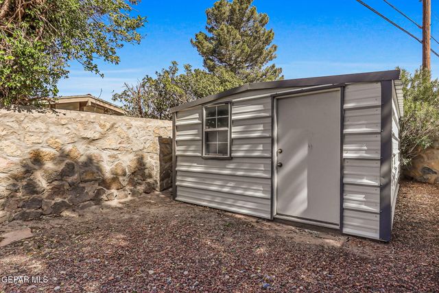 301 NORTHWIND Drive, El Paso, TX 79912