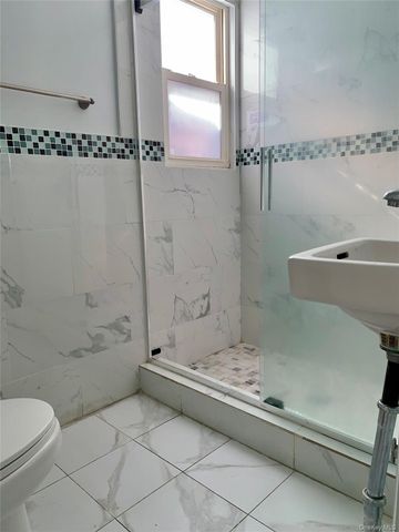 336 Scranton Avenue, Lynbrook, NY 11563