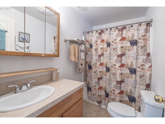 3002 BLUFF Ave, Salem, OR 97302