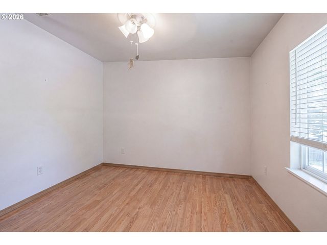 3002 BLUFF Ave, Salem, OR 97302