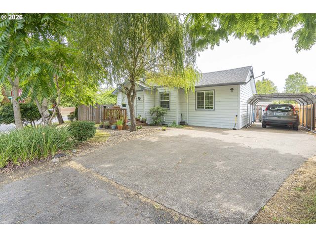 3002 BLUFF Ave, Salem, OR 97302