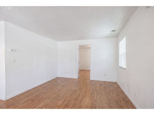 3002 BLUFF Ave, Salem, OR 97302