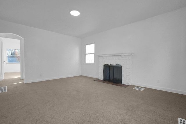 2204 Medina Avenue, Columbus, OH 43211