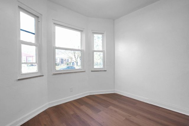 2204 Medina Avenue, Columbus, OH 43211