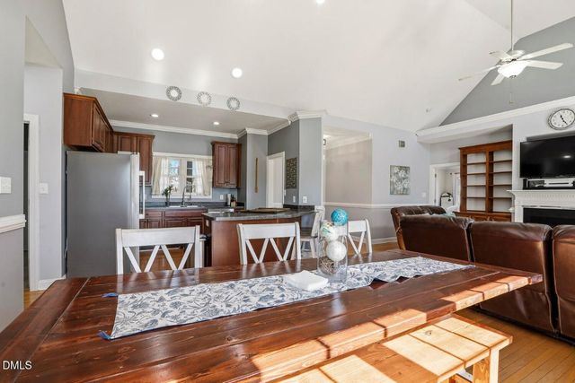 125 Dexterfield Drive, Fuquay Varina, NC 27526