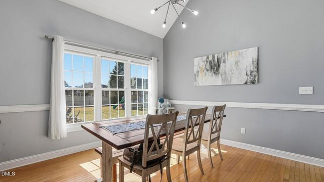 125 Dexterfield Drive, Fuquay Varina, NC 27526