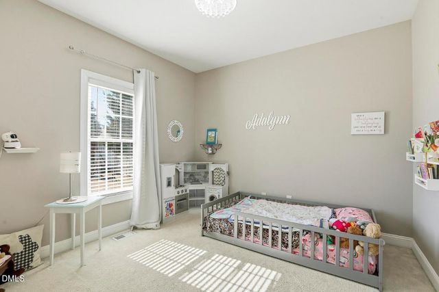 125 Dexterfield Drive, Fuquay Varina, NC 27526