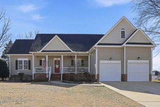 125 Dexterfield Drive, Fuquay Varina, NC 27526