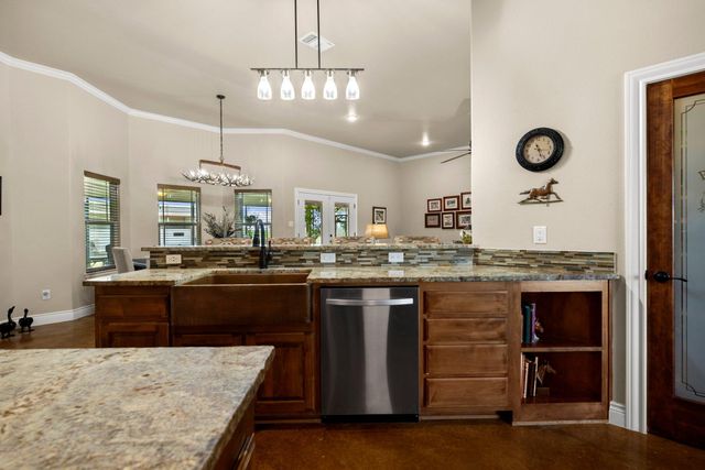 1246 Lutheran Church RD, Copperas Cove, TX 76522