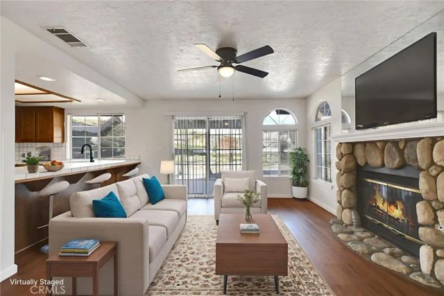 8458 Buckthorn, Hesperia, CA 92345