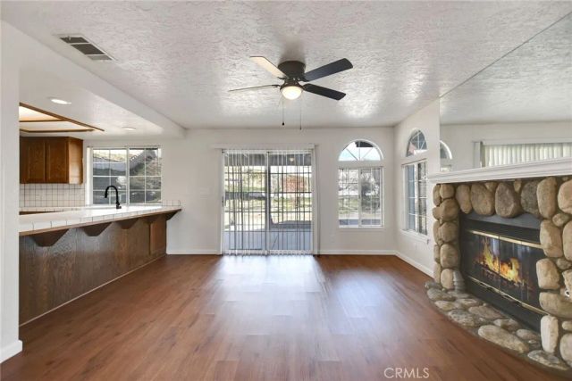 8458 Buckthorn, Hesperia, CA 92345