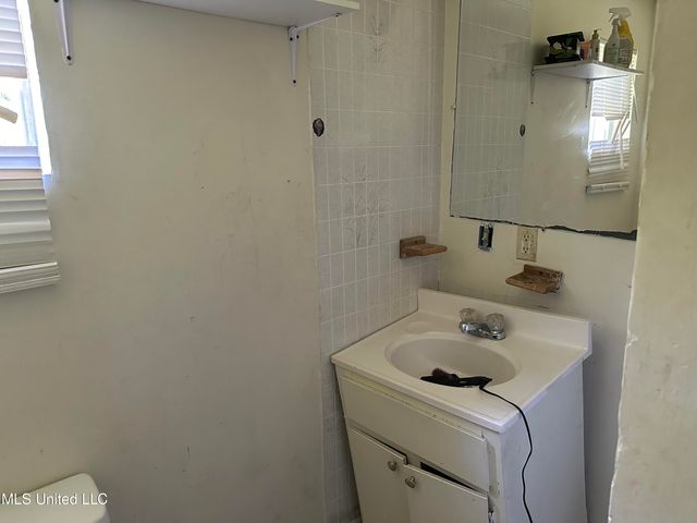 520 E Choctaw Street, Magee, MS 39111