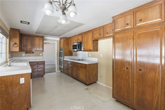 1541 Pinewood Place, La Habra, CA 90631