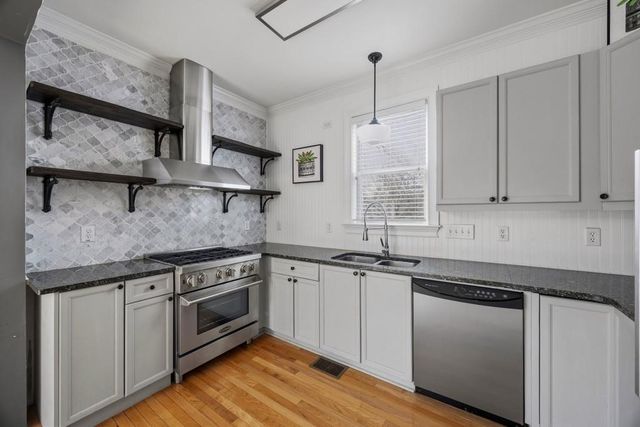 2010 Cambridge Avenue, Atlanta, GA 30337