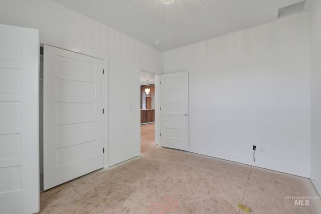 979 Siphon St, Twin Falls, ID 83301