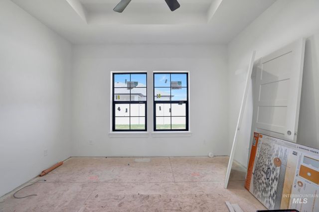 979 Siphon St, Twin Falls, ID 83301